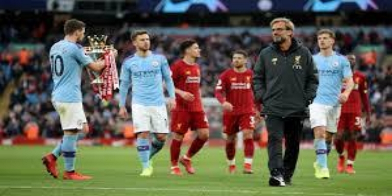 战术调整解析：中场变阵扭转局势-九游体育