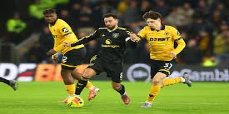 首胜诞生的历史性夜晚-九游体育