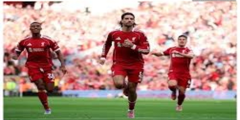 战术板：两位主帅的智慧较量- 九游体育